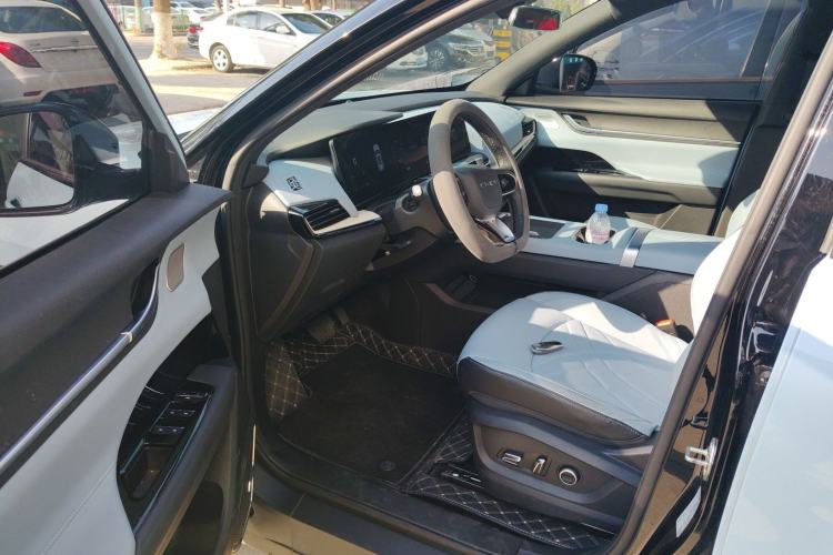 Used Chery New Energy eQ7 2023 512km Pro Driver Seat