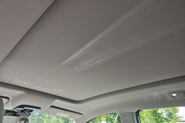 Used Chery New Energy eQ7 2023 512 km Max Headliner