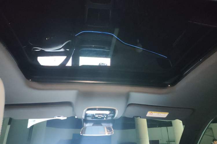 Used Chery New Energy eQ7 2023 512 km Max Headliner