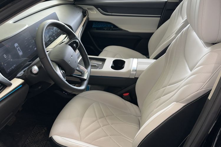 Used Chery New Energy eQ7 2023 512km Ultra Left Front Seat
