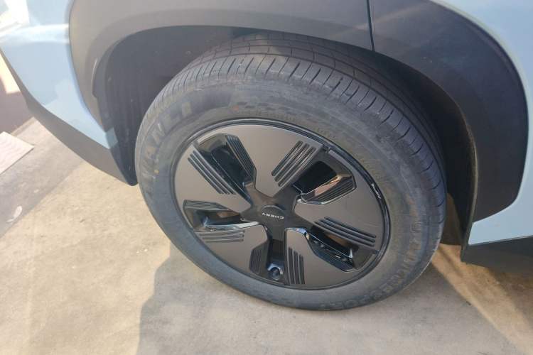 Used Chery New Energy eQ7 2023 512km Pro Right Rear Wheel Hub