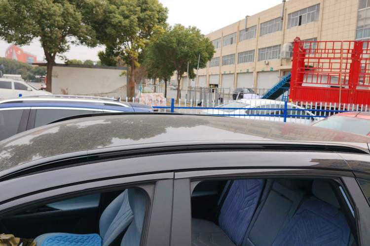 Used Chery New Energy eQ7 2023 512km Pro Roof