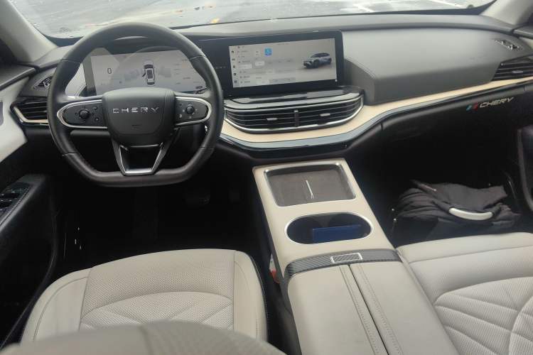 Used Chery New Energy eQ7 2023 512km Pro Center Console