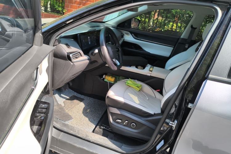 Used Chery New Energy eQ7 2023 512 km Ultra-Luxury Version Driver Seat