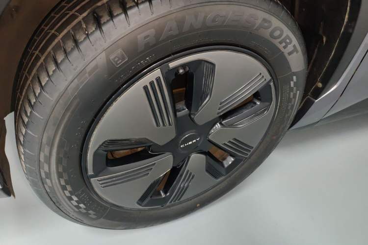 Used Chery New Energy eQ7 2023 512 km Ultra-Luxury Version Exterior 4