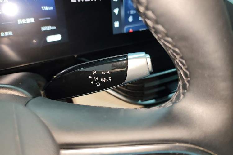 Used Chery New Energy eQ7 2023 512 km Ultra-Luxury Version Gear Lever