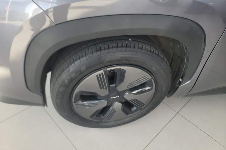 Used Chery New Energy eQ7 2023 512 km Max Left Front Wheel Hub