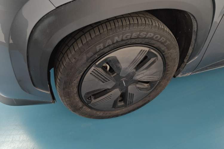 Used Chery New Energy eQ7 2023 512km Pro Left Front Wheel Hub