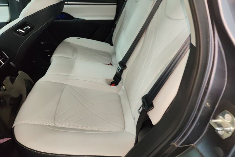 Used Chery New Energy eQ7 2023 512 km Ultra-Luxury Version Left Rear Seat