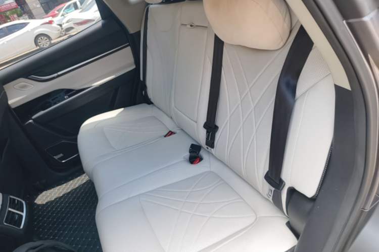 Used Chery New Energy eQ7 2023 512km Pro Left Rear Seat