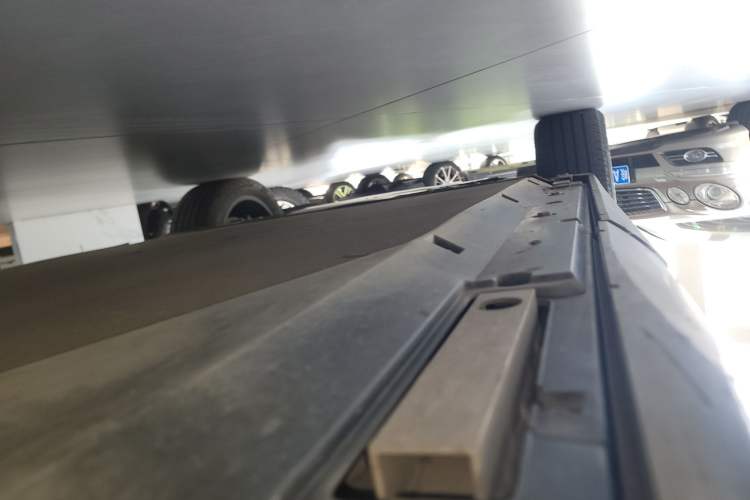 Used Chery New Energy eQ7 2023 512 km Max Left Side Sill