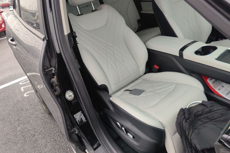 Used Chery New Energy eQ7 2023 512km Pro Right Front Seat