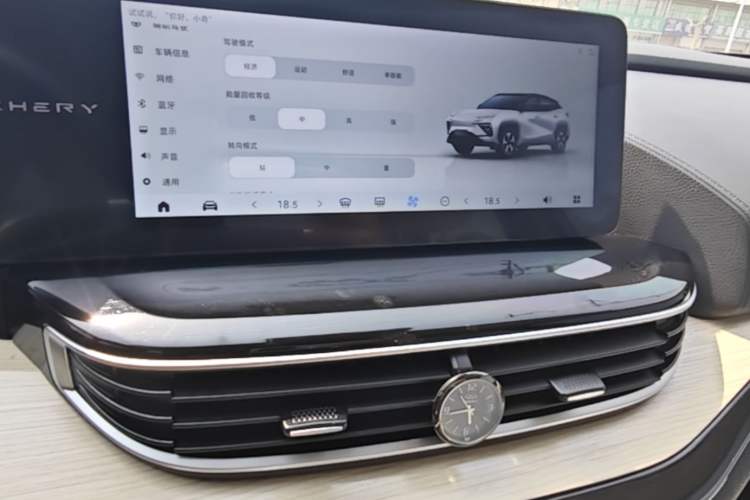 Used Chery New Energy eQ7 2023 512km Pro Audio And AC Panel