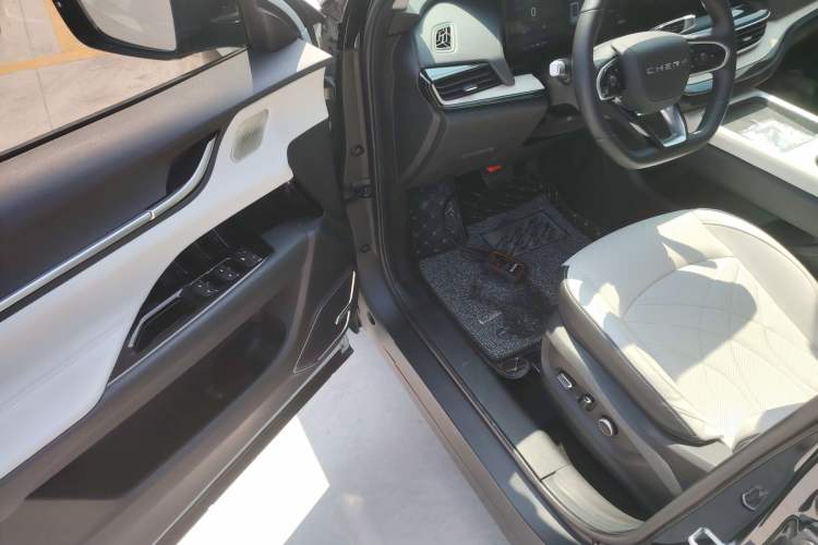 Used Chery New Energy eQ7 2023 512 km Max Driver Seat