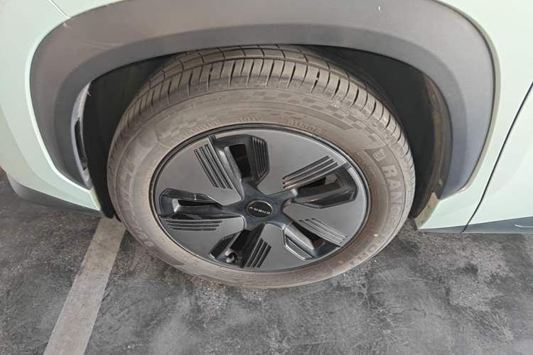 Used Chery New Energy eQ7 2023 512km Pro Exterior 4