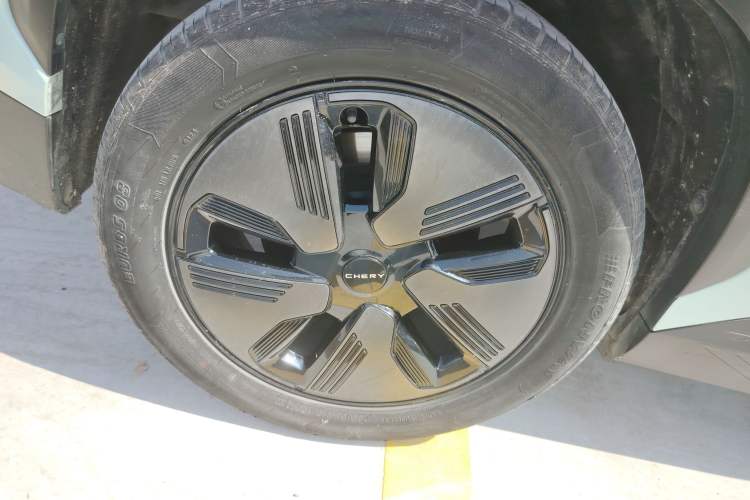 Used Chery New Energy eQ7 2023 512 km Max Exterior 5