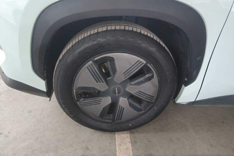 Used Chery New Energy eQ7 2023 512 km Max Exterior 7