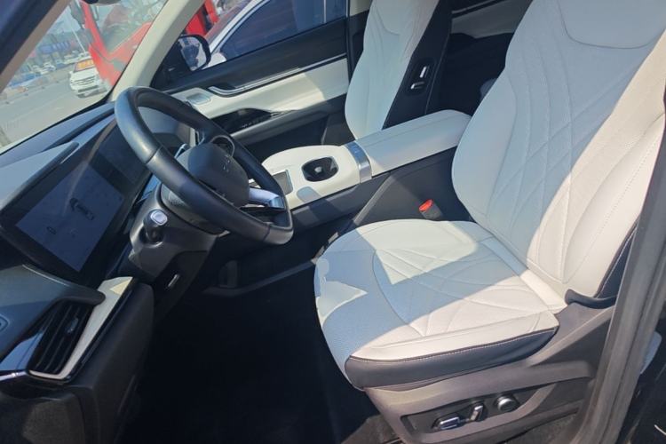 Used Chery New Energy eQ7 2023 512km Pro Left Front Seat