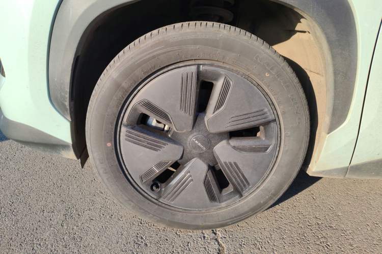 Used Chery New Energy eQ7 2023 512 km Max Left Front Wheel Hub