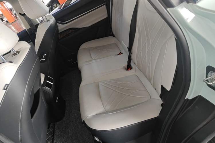 Used Chery New Energy eQ7 2023 512km Pro Left Rear Seat