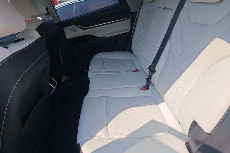 Used Chery New Energy eQ7 2023 512km Pro Left Rear Seat