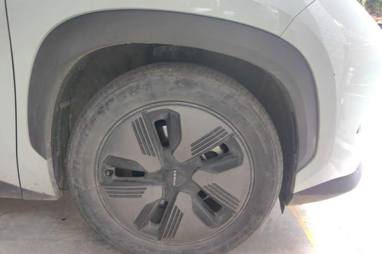 Used Chery New Energy eQ7 2023 512km Ultra-Enjoyment Version Right Front Wheel Hub