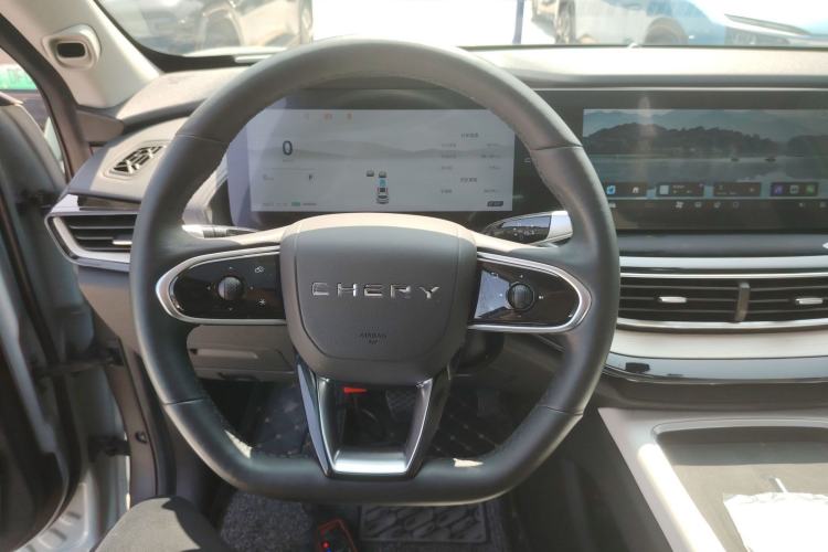 Used Chery New Energy eQ7 2023 512 km Max Steering Wheel