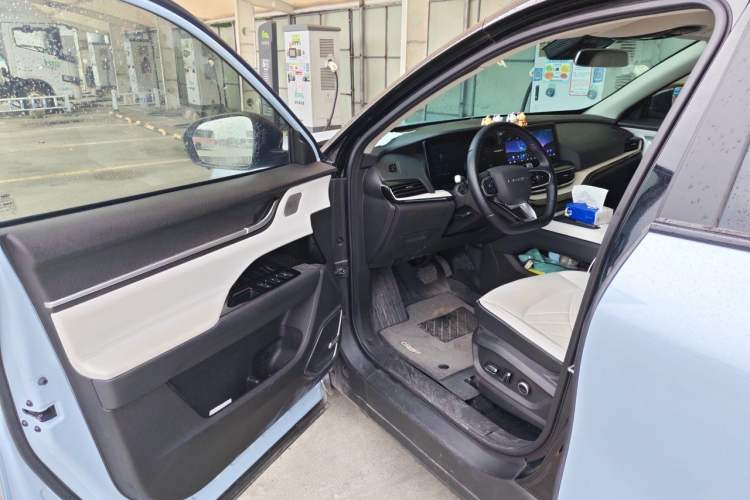Used Chery New Energy eQ7 2023 512km Pro Driver Seat