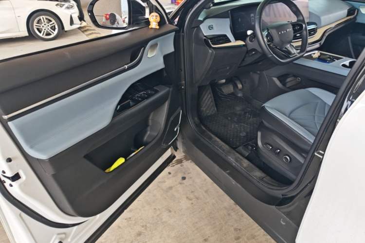 Used Chery New Energy eQ7 2023 512 km Max Driver Seat