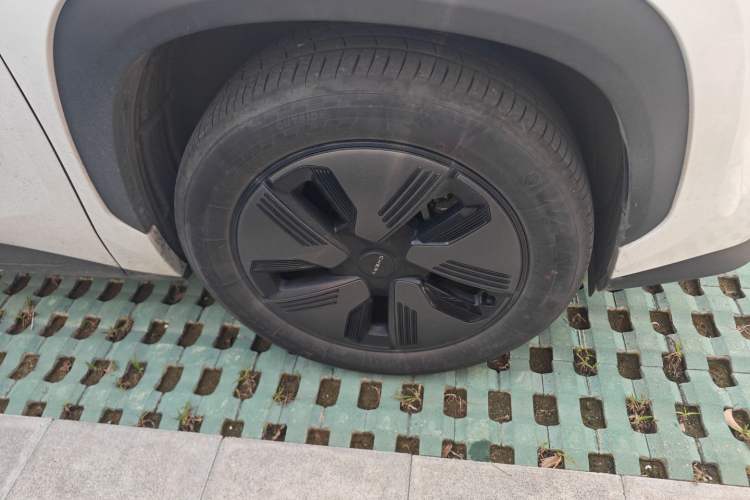Used Chery New Energy eQ7 2023 512km Pro Exterior 7