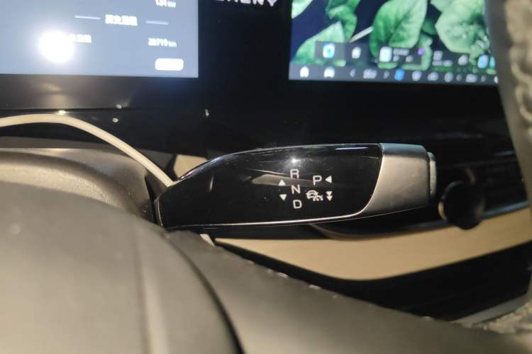 Used Chery New Energy eQ7 2023 512km Pro Gear Lever