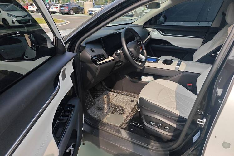 Used Chery New Energy eQ7 2023 512km Pro Interior 3