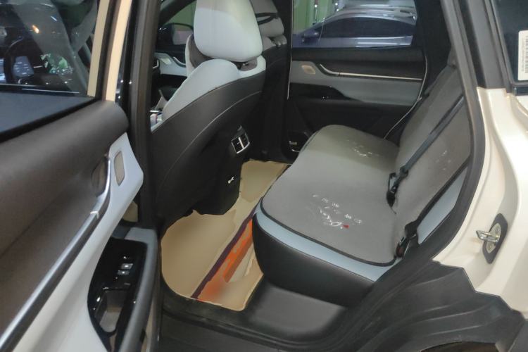 Used Chery New Energy eQ7 2023 512km Pro Left Rear Seat