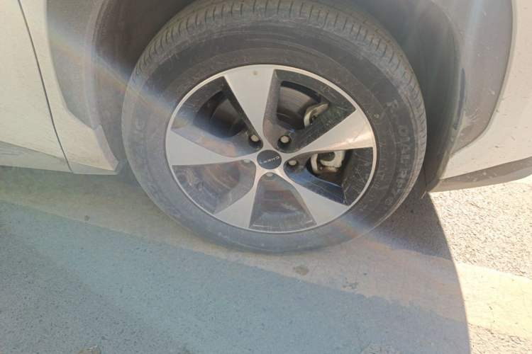 Used Chery New Energy eQ7 2023 512km Air Right Front Wheel Hub