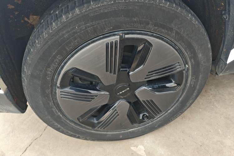 Used Chery New Energy eQ7 2023 512km Pro Right Rear Wheel Hub