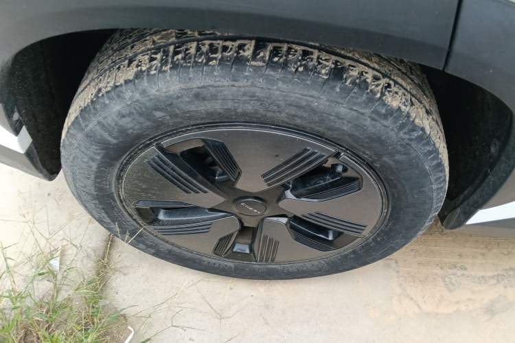 Used Chery New Energy eQ7 2023 512km Pro Right Rear Wheel Hub
