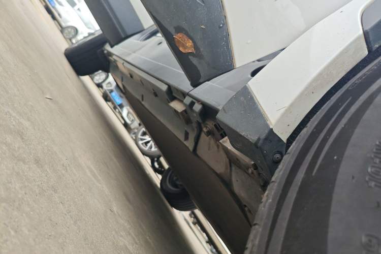 Used Chery New Energy eQ7 2023 512km Pro Right Side Sill