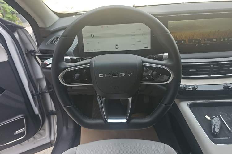 Used Chery New Energy eQ7 2023 512km Air Steering Wheel