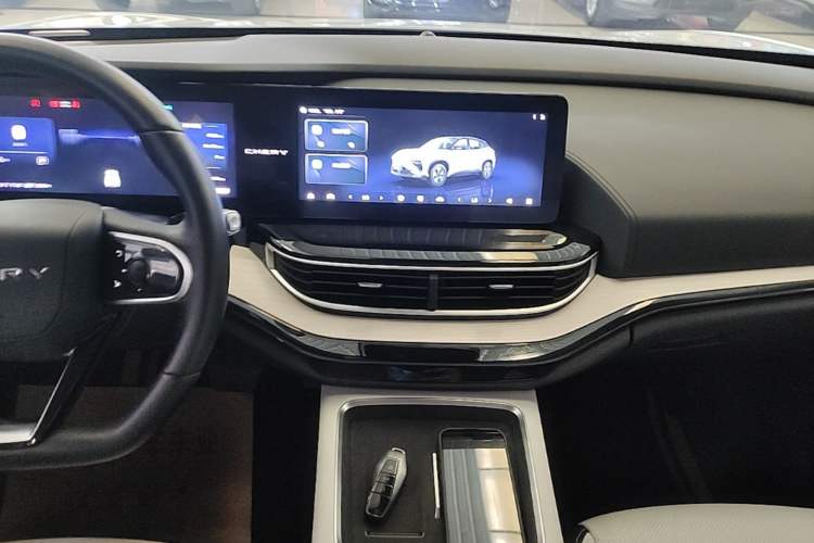 Used Chery New Energy eQ7 2024 512 km Leisure Edition Audio And AC Panel