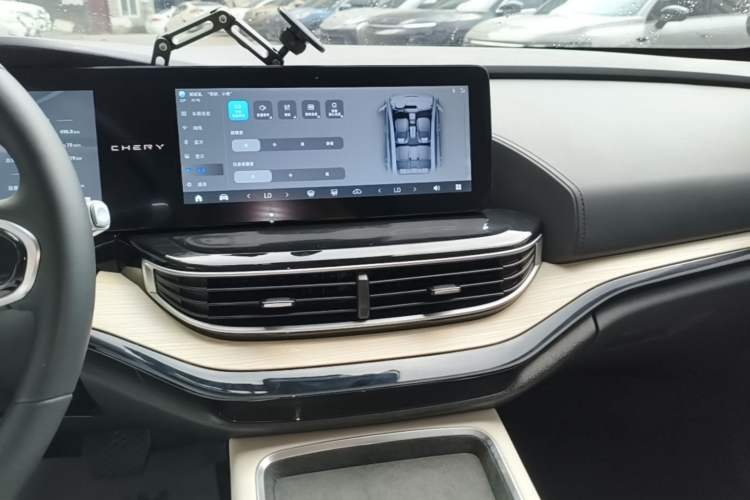 Used Chery New Energy eQ7 2024 512 km Leisure Edition Audio And AC Panel