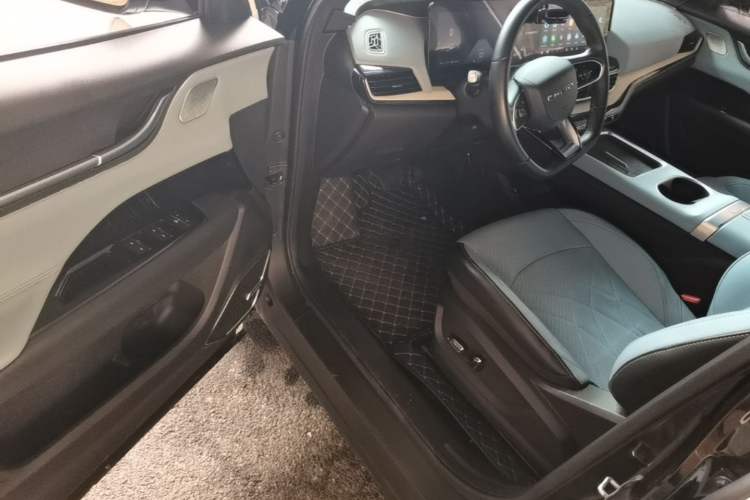 Used Chery New Energy eQ7 2024 512 km Self-Drive Version Driver Seat