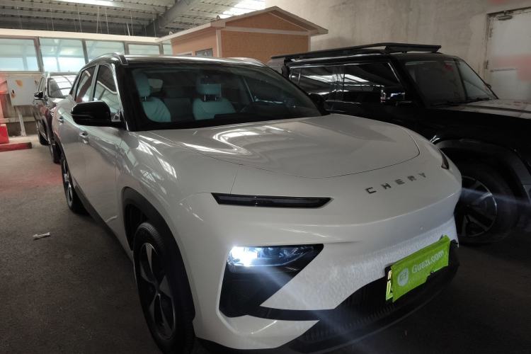 Used Chery New Energy eQ7 2024 512 km Leisure Edition Front Right 45 Deg