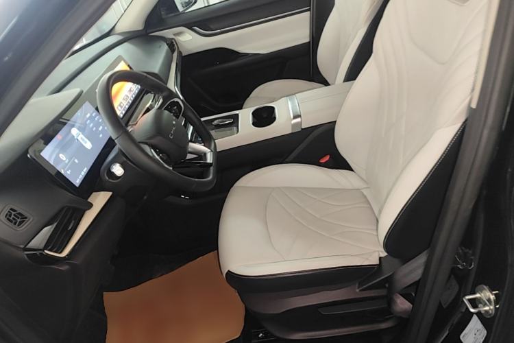 Used Chery New Energy eQ7 2024 512 km Leisure Edition Left Front Seat