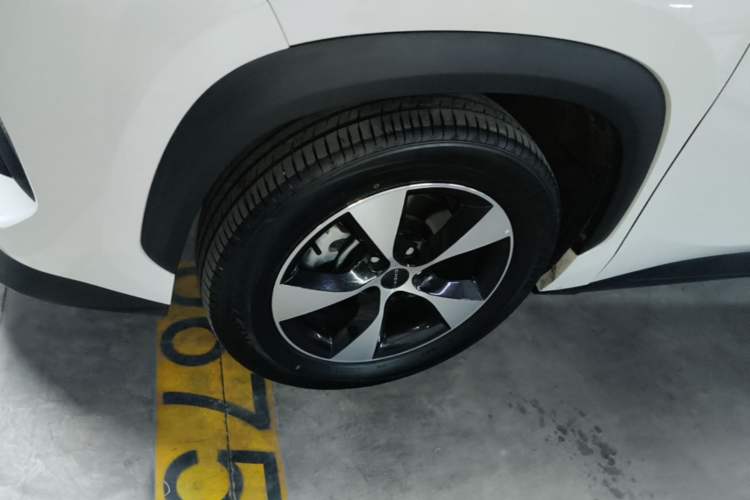 Used Chery New Energy eQ7 2024 512 km Leisure Edition Left Front Wheel Hub