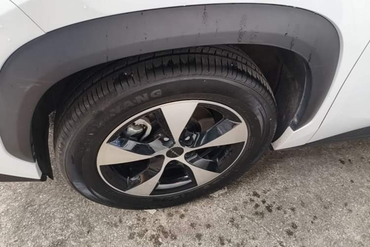 Used Chery New Energy eQ7 2024 512 km Leisure Edition Left Front Wheel Hub