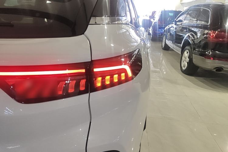 Used Chery New Energy eQ7 2024 512 km Leisure Edition Right Rear Taillight
