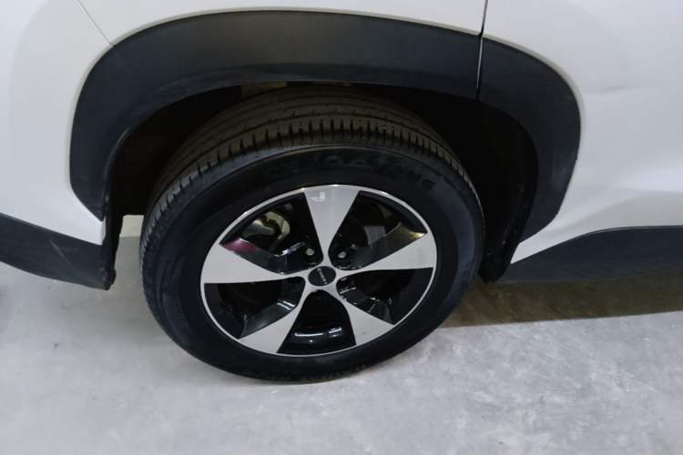 Used Chery New Energy eQ7 2024 512 km Leisure Edition Right Rear Wheel Hub