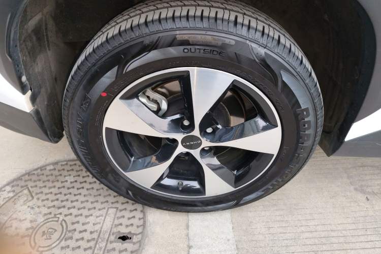 Used Chery New Energy eQ7 2024 512 km Leisure Edition Right Rear Wheel Hub