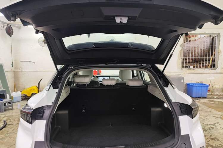 Used Chery New Energy eQ7 2024 512 km Leisure Edition Trunk
