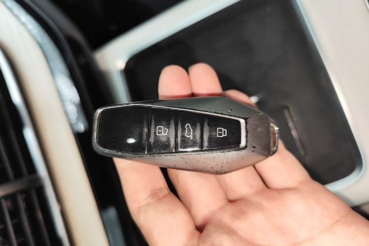 Used Chery New Energy eQ7 2024 512 km Leisure Edition Vehicle Key